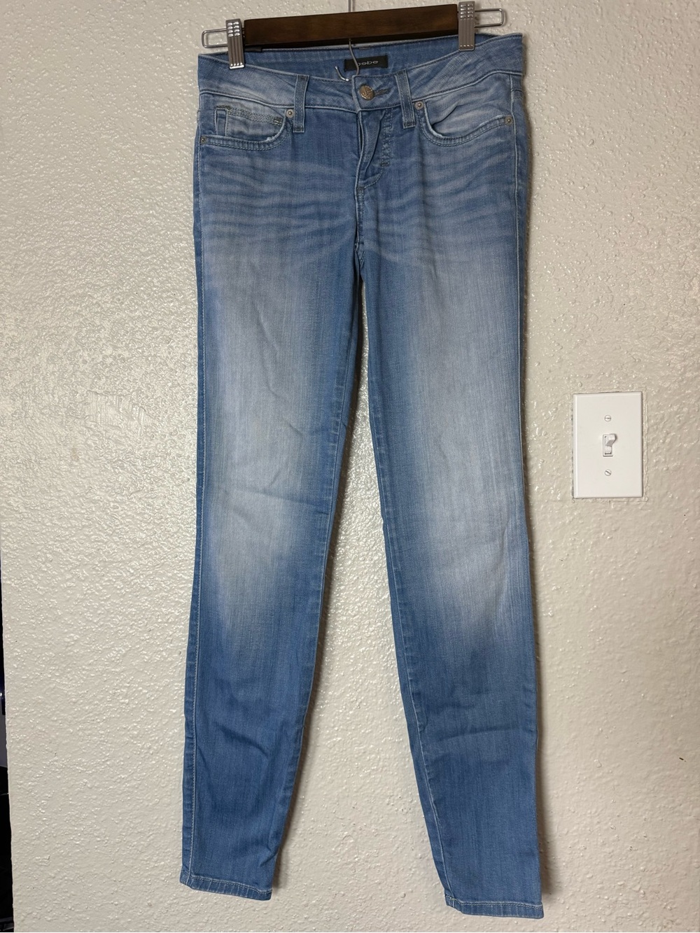Bebe Womens Skinny y2k Jeans size 25 Low Rise Medium Wash Denim